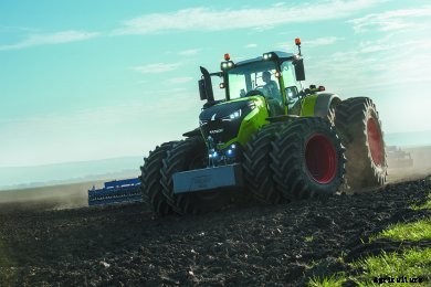 1000series2 High-Horsepower Fixed-Frame Tractors